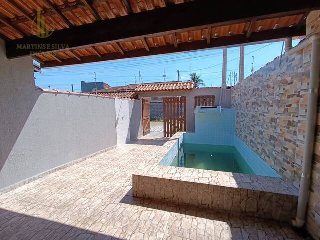 Casa com Piscina para Venda em Itanhaém - 5