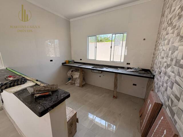Casa com Piscina para Venda em Itanhaém - 5