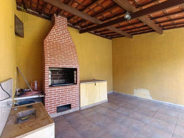#C306 - Casa com Piscina para Venda em Itanhaém - SP - 3