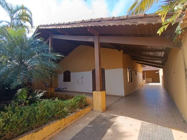 #C306 - Casa com Piscina para Venda em Itanhaém - SP - 1