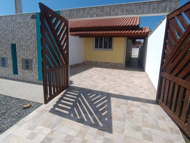 #C309 - Casa com Piscina para Venda em Itanhaém - SP - 2