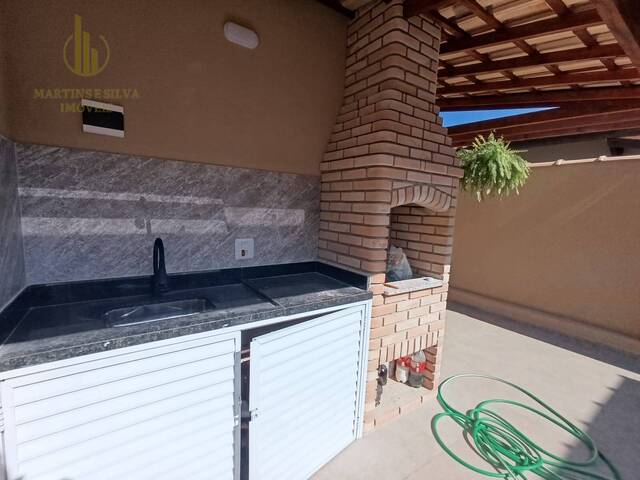 Casa com Piscina para Venda em Itanhaém - 4