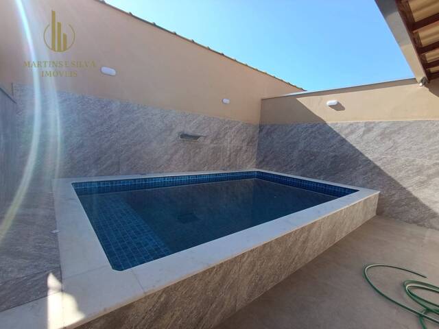 Casa com Piscina para Venda em Itanhaém - 5