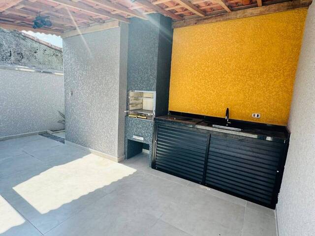 Casa com Piscina para Venda em Itanhaém - 4