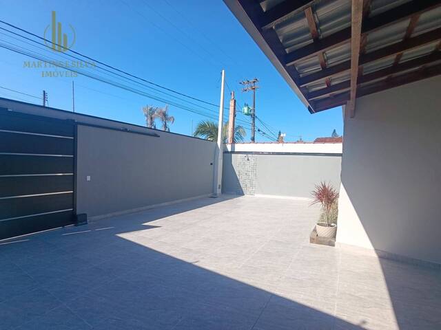 #C320 - Casa com Piscina para Venda em Itanhaém - SP - 3