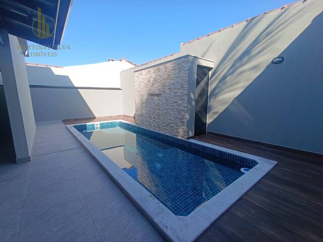 Casa com Piscina para Venda em Itanhaém - 5