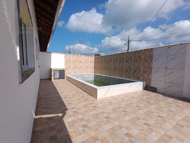#C324 - Casa com Piscina para Venda em Itanhaém - SP - 2