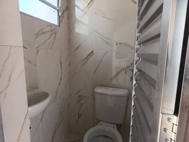 Casa com Piscina para Venda em Itanhaém - 4