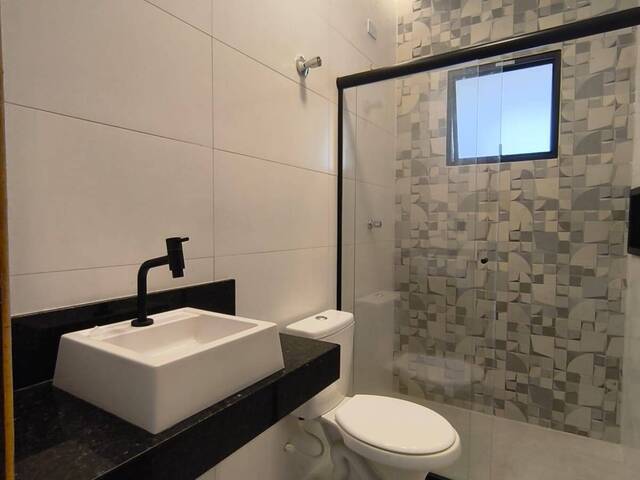 Casa com Piscina para Venda em Itanhaém - 5