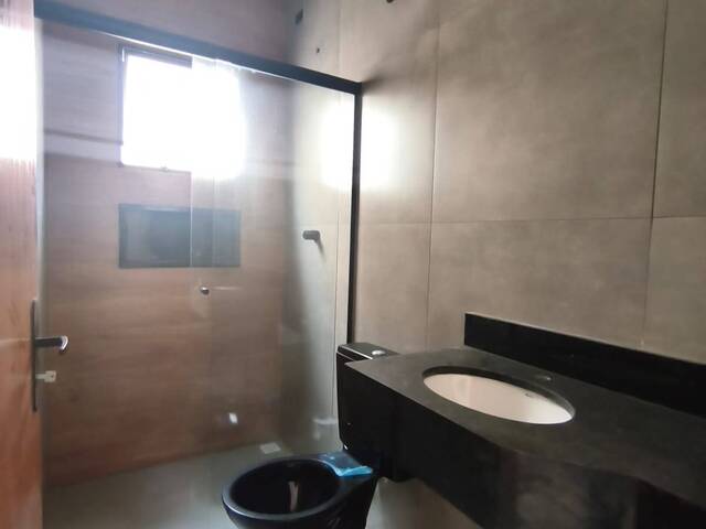 #C327 - Casa com Piscina para Venda em Itanhaém - SP - 2
