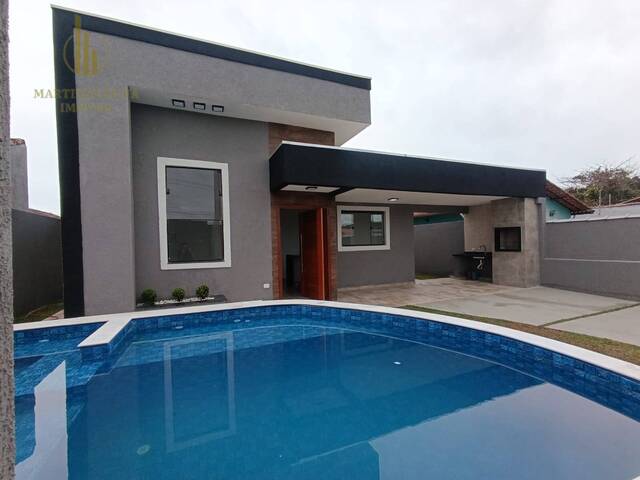 #C329 - Casa com Piscina para Venda em Itanhaém - SP