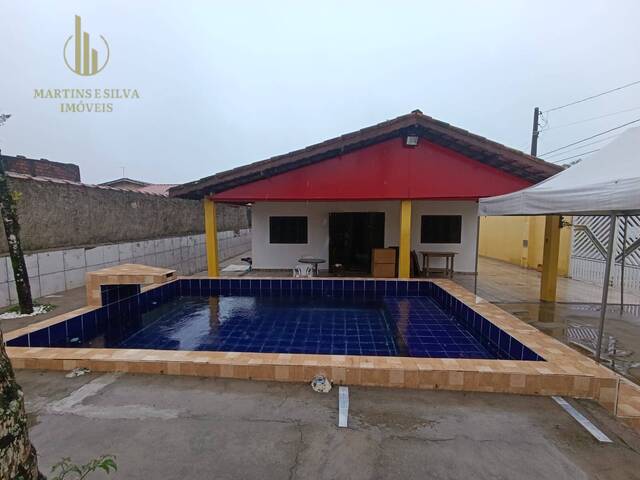 #C337 - Casa com Piscina para Venda em Itanhaém - SP