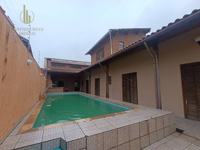 #C338 - Casa com Piscina para Venda em Itanhaém - SP - 1