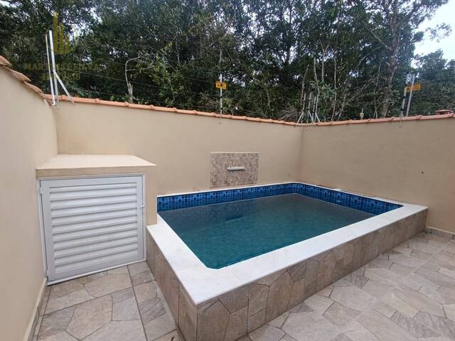 #C341 - Casa com Piscina para Venda em Itanhaém - SP - 2