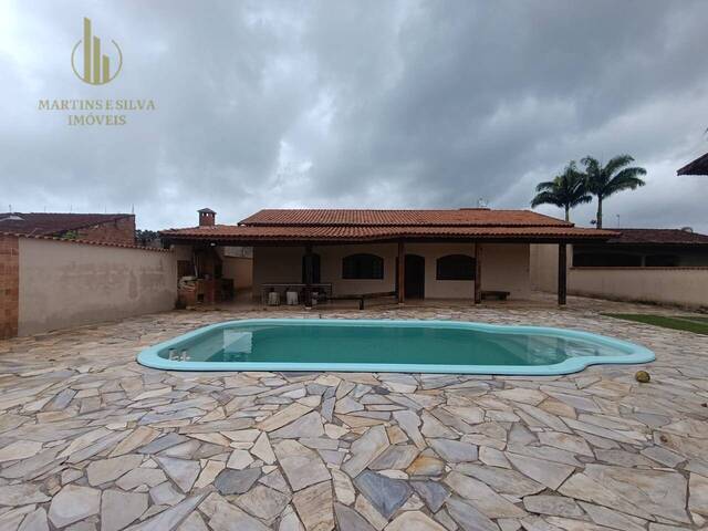 #C342 - Casa com Piscina para Venda em Itanhaém - SP - 2