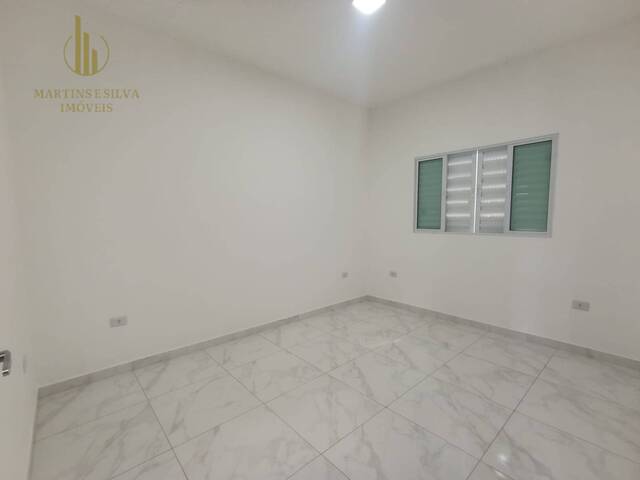 Casa com Piscina para Venda em Itanhaém - 3