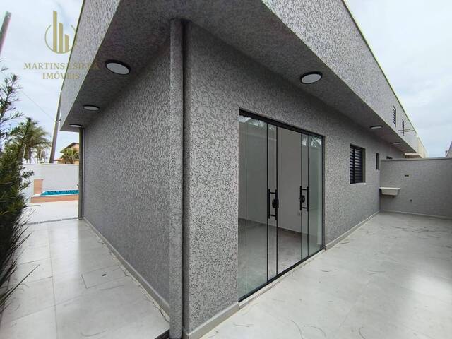 Casa com Piscina para Venda em Itanhaém - 4