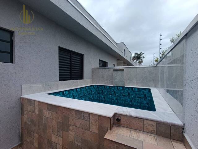 Casa com Piscina para Venda em Itanhaém - 5