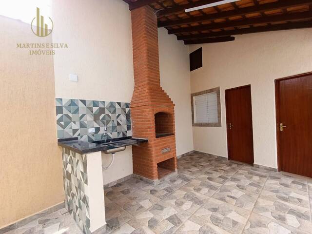 Casa com Piscina para Venda em Itanhaém - 4