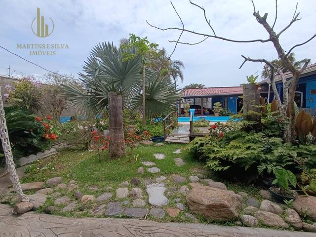 #C364 - Casa com Piscina para Venda em Itanhaém - SP - 2