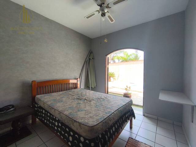 Casa com Piscina para Venda em Itanhaém - 5