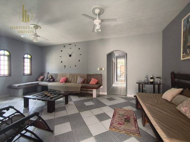 Casa com Piscina para Venda em Itanhaém - 4
