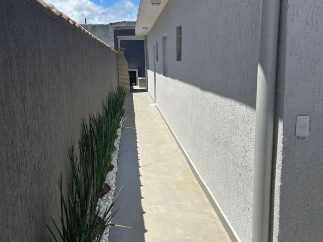 Casa com Piscina para Venda em Itanhaém - 4
