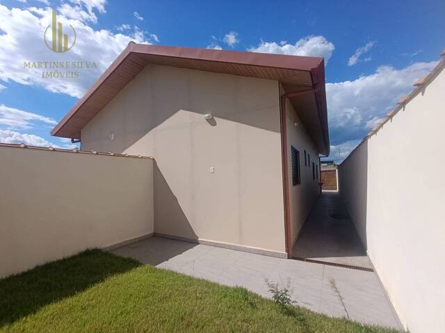 #C379 - Casa para Venda em Peruíbe - SP - 2