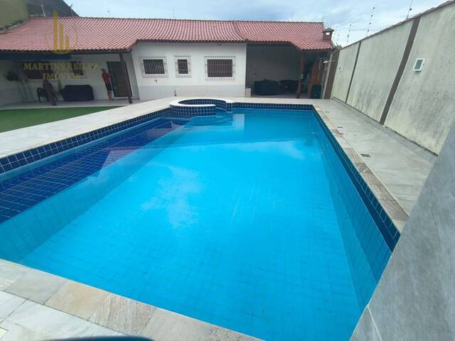 #C387 - Casa com Piscina para Venda em Itanhaém - SP - 1