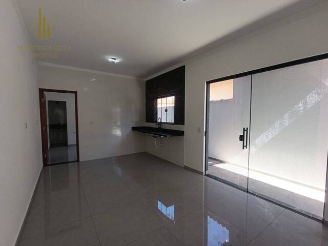 Casa com Piscina para Venda em Itanhaém - 5