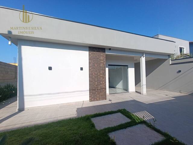 #C394 - Casa com Piscina para Venda em Itanhaém - SP - 2