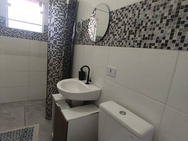 Casa com Piscina para Venda em Itanhaém - 4