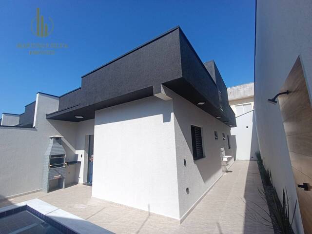 Casa com Piscina para Venda em Itanhaém - 4