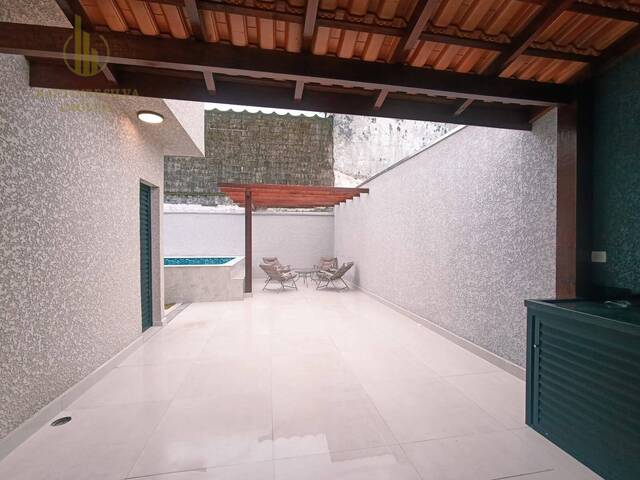 Casa com Piscina para Venda em Itanhaém - 4