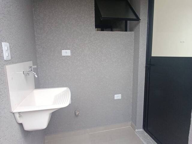 Casa com Piscina para Venda em Itanhaém - 4