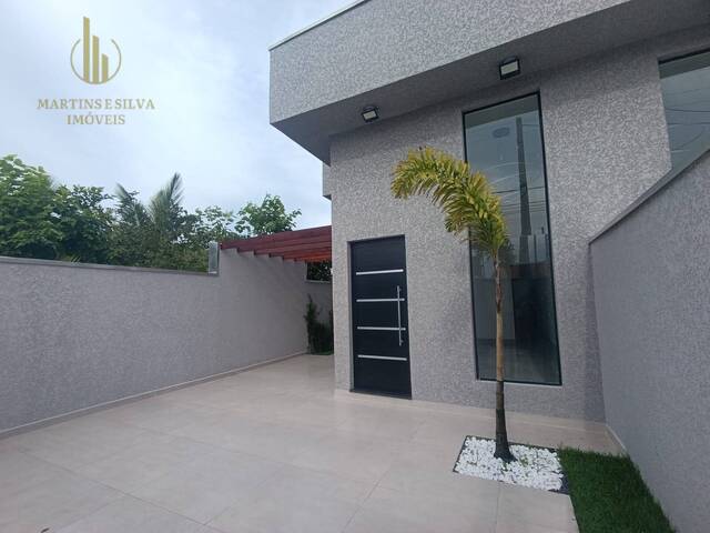 Casa com Piscina para Venda em Itanhaém - 3