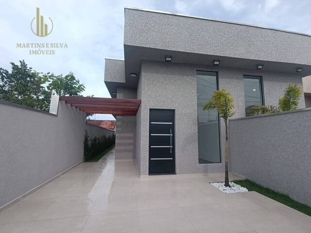 #C409 - Casa com Piscina para Venda em Itanhaém - SP