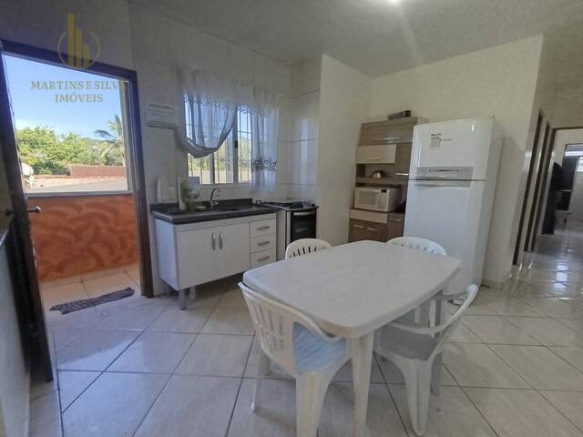 Casa com Piscina para Venda em Itanhaém - 4