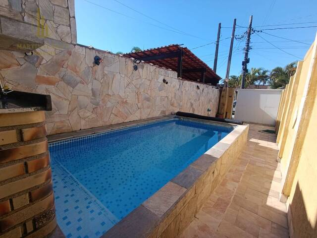 Casa com Piscina para Venda em Itanhaém - 2