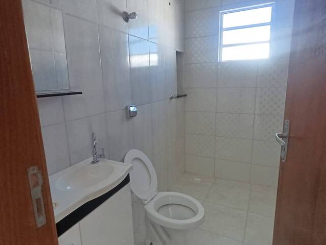Casa com Piscina para Venda em Itanhaém - 4