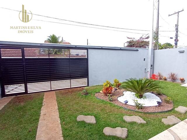 #C420 - Casa com Piscina para Venda em Itanhaém - SP - 3