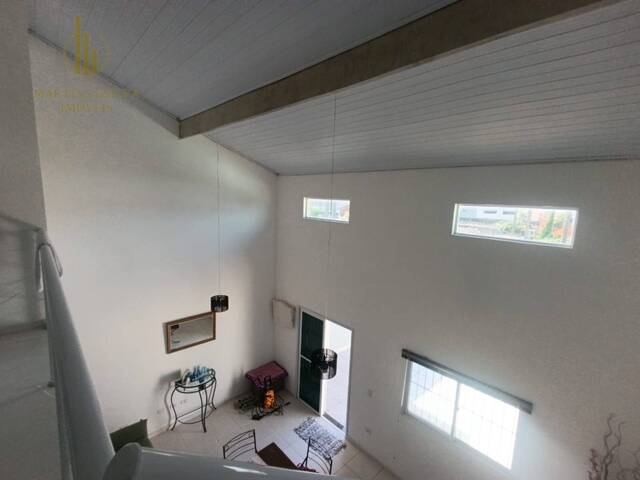 Casa com Piscina para Venda em Itanhaém - 4